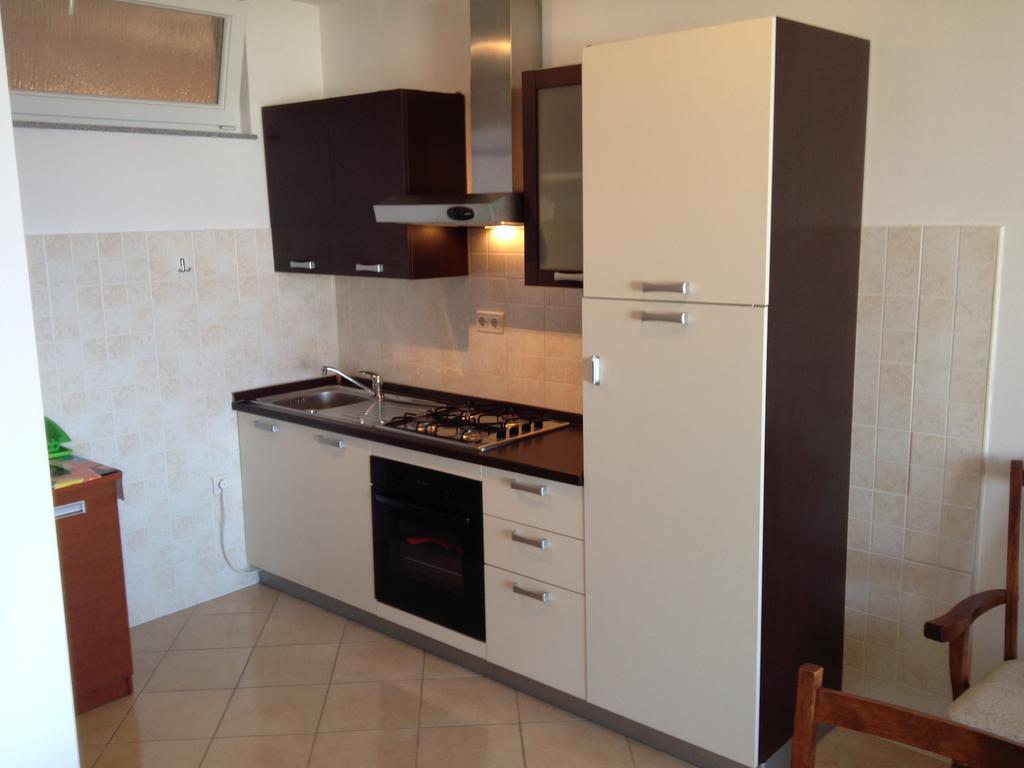 Gala Apartments أوميس الغرفة الصورة