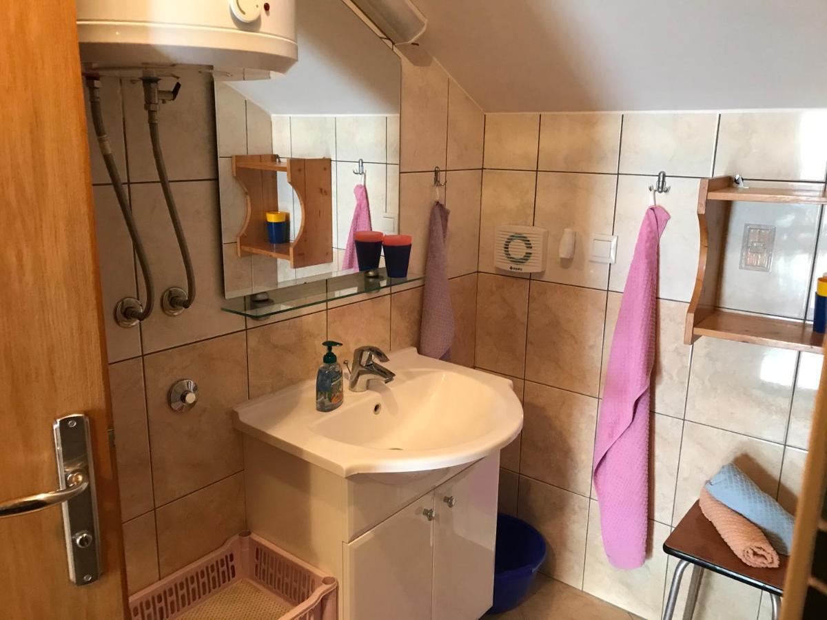 Gala Apartments أوميس المظهر الخارجي الصورة
